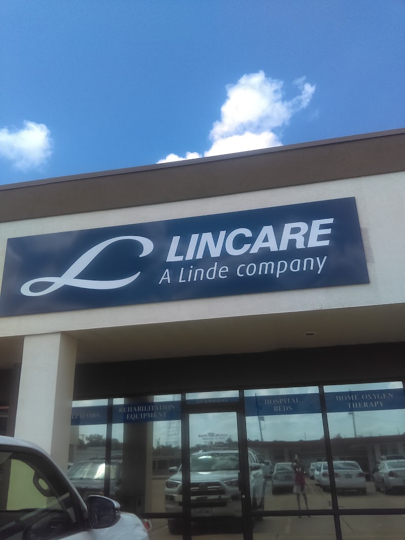 LINCARE A Linde Company storefront in Texarkana, TX