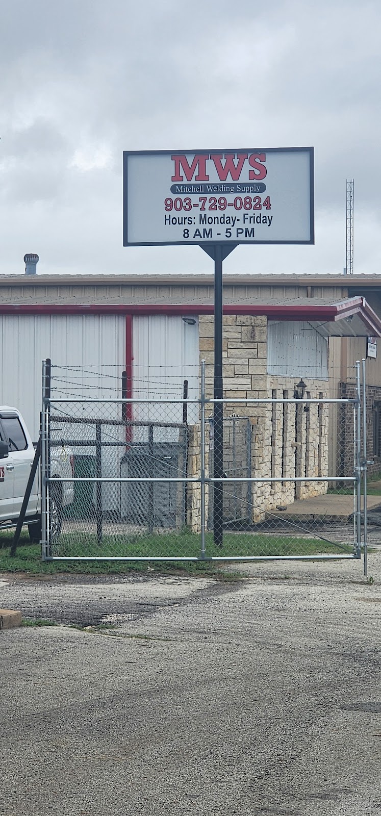 Mitchell Welding Supply storefront in Palestine, TX
